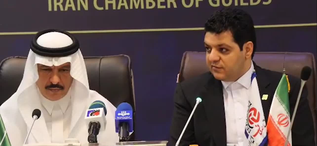 گزارش تصویری از دیدار مجتبی صفایی رئیس اتاق اصناف ایران با عبدالله بن سعود العنزی، سفیر عربستان در ایران