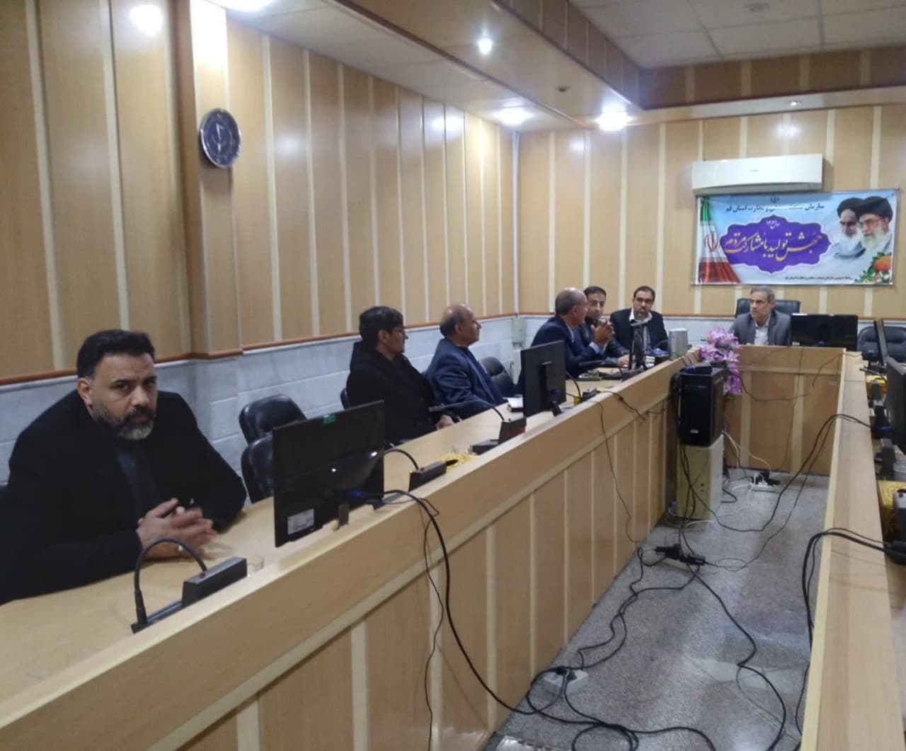جلسه ساماندهی فعالین رسته آسانسور و پله برقی